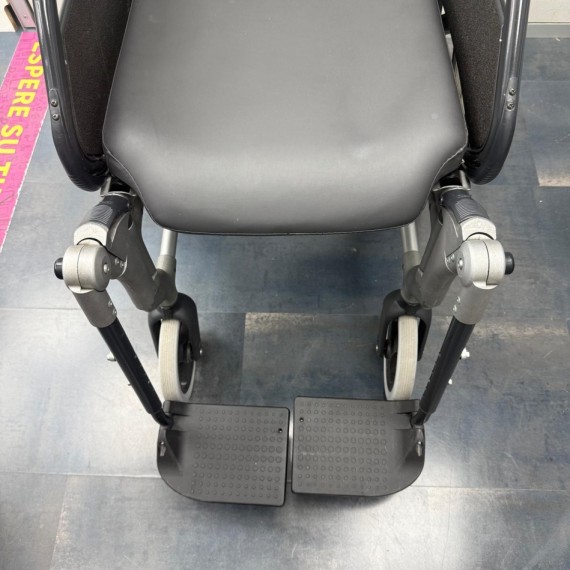 8-8-73469-5-Silla De Ruedas Sunrise Medical Patent B321 43 120Kg Max.