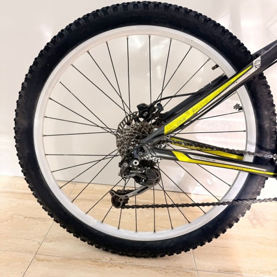 8-8-75516-4-Bicicleta Montana Ghost 