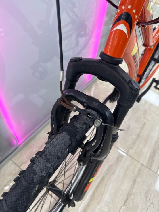 8-8-75702-5-Bicicleta Montana Racer 260