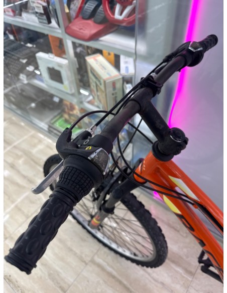 8-8-75702-6-Bicicleta Montana Racer 260