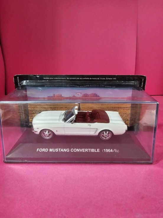 8-8-72791-1-Bebé y juguetes Ford Mustang Convertible (1964)