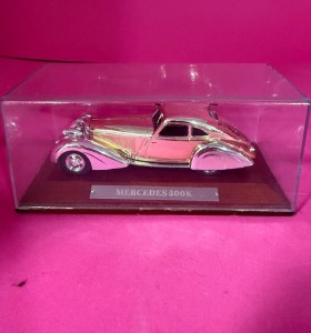 8-8-73858-1-Coche metal Mercedes 500K