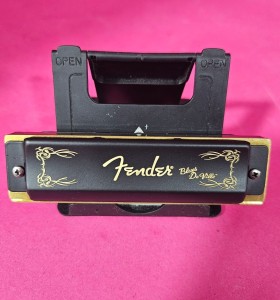 8-8-73695-1-Armónica Fender Blues-De Ville A