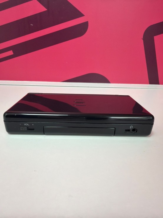 8-8-77715-5-Nintendo DSLite