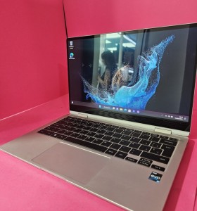 8-8-56544-5-Netbook Galaxy Book2 360 730QED-KB1 Windows11 Home, Intel Core I5 1235U 13.3FHD Touch Amoled, Vram 2