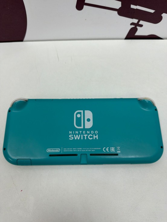 8-8-75837-4-Consola Nintendo Switch Lite Turquesa
