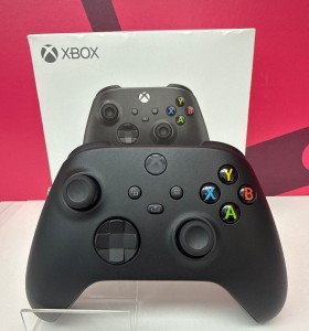 8-8-77377-1-Mando Xbox Series S