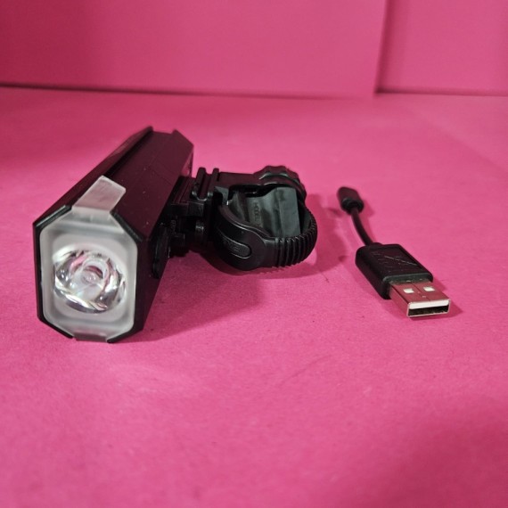 8-8-73153-2-Electricidad Linterna AMPP 400