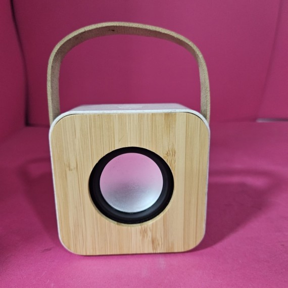 8-8-73800-1-Altavoz Portatil Bluetooth Bambu