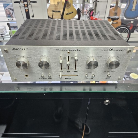 8-8-49332-7-Amplificador Marantz 1090