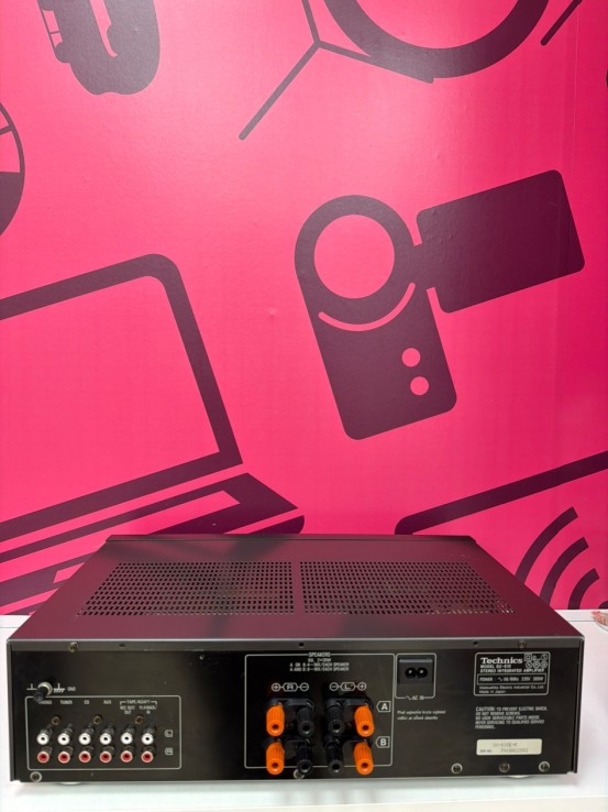 8-8-77734-3-Amplificador Amplificadro Technnis Su 610 
