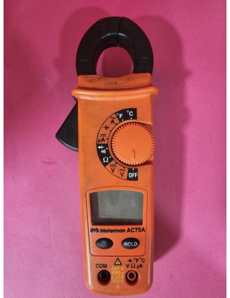 8-8-69929-2-Pinza Amperimétrica Meterman Ac75a 600A