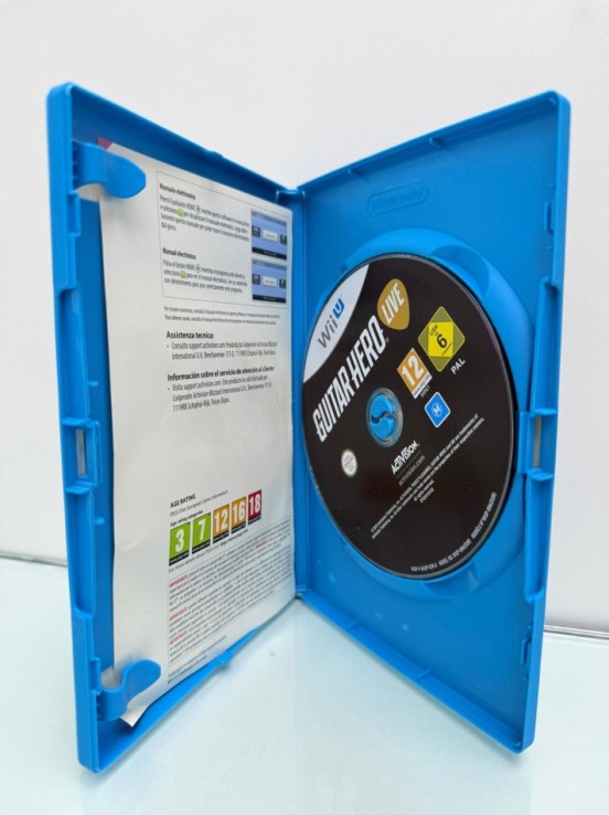 8-8-74401-3-Videojuego Wii U GuitarHero