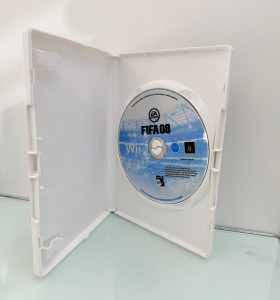 8-8-74712-1-Videojuego Wii Fifa 08 2