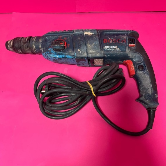 8-8-67395-1-Taladro Electrico Bosch GBH 2600 (Sin Garantia)