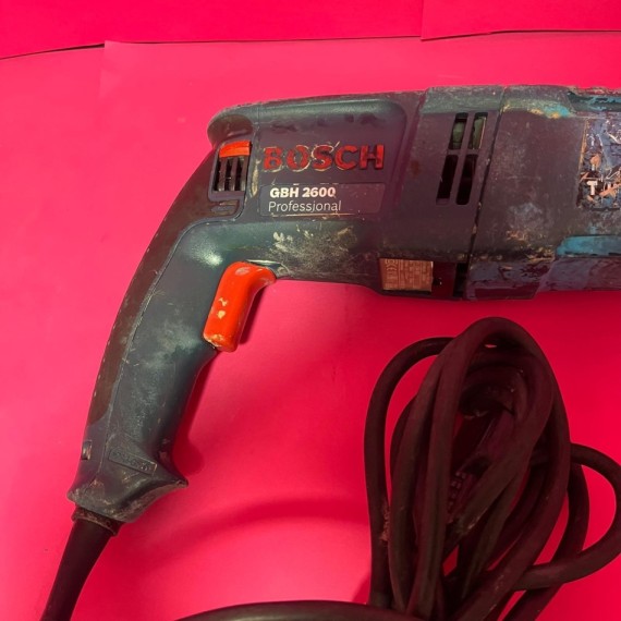 8-8-67395-3-Taladro Electrico Bosch GBH 2600 (Sin Garantia)