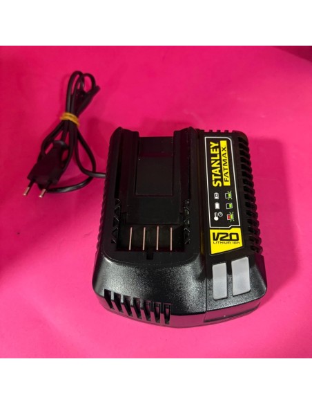 8-8-67701-4-Martillo A Bateria Percutor STANLEY FAT MAX SFMCH900