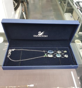8-8-63386-1-Cadena Con Pedreria Swarovski