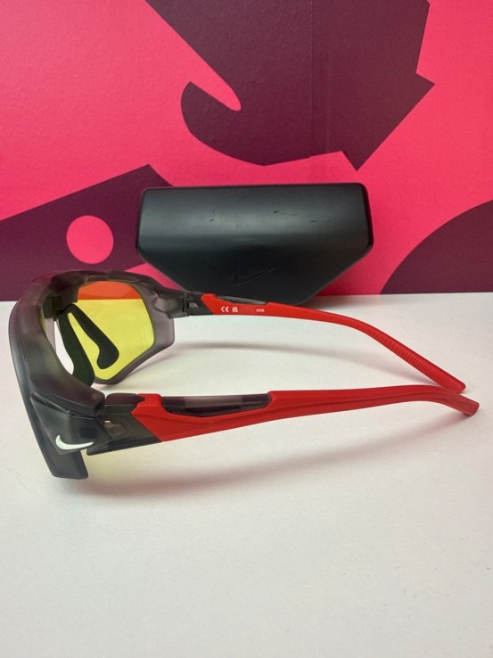 8-8-78089-2-Gafas de sol caballero Nike Flyfree 