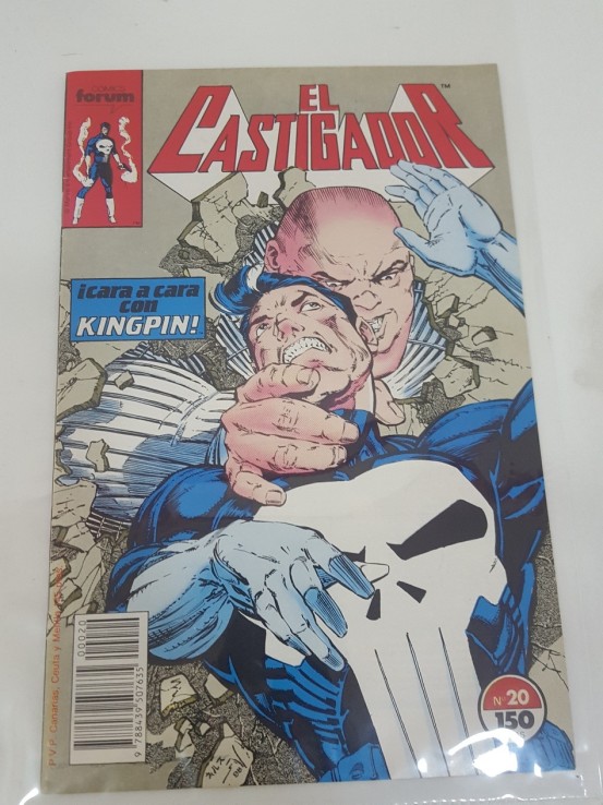 7-7-38834-1-El castigador cara a cara con Kingpin