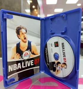 7-7-85043-1-Videojuego NBA Live 07 2