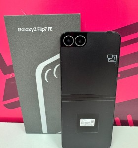 7-7-80192-1-Smartphone Samsung Galaxy Z Flip 7 Fe 8 128 GB (Sin Uso)