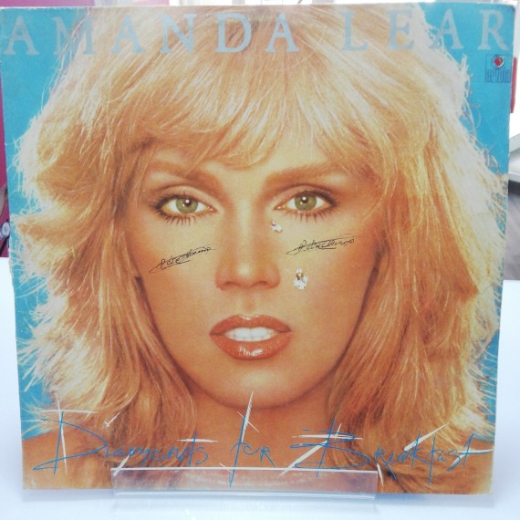7-7-61977-1-Vinilo Amanda Lear