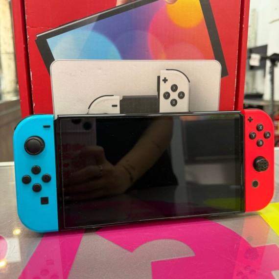 7-7-87312-2-Consola Nintendo Switch Oled 