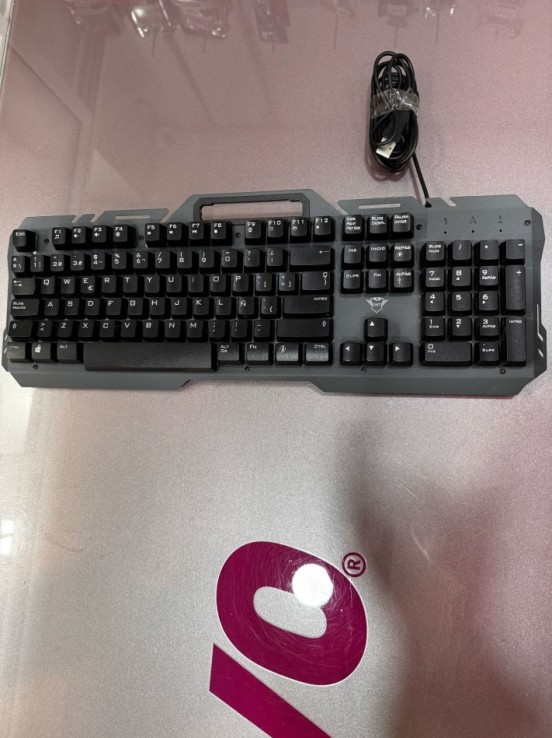 7-7-76805-2-Teclado Alfanumérico Gxt