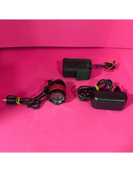 8-8-70051-1-Bicicleta Luz Frontal a bateria 