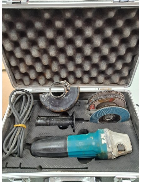 6-6-168302-3-Radial Makita GA4530