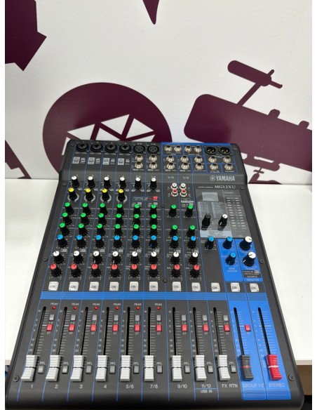 8-8-72834-2-Mesa DJ YAMAHA MG12XU
