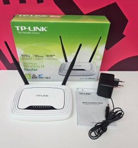 8-8-78519-1-Router Cable TP-LINK 300Mbps TL-WR841N 2