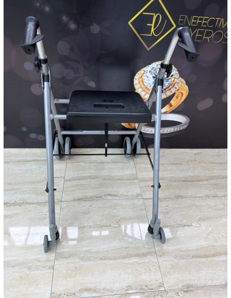 8-8-78461-3-Andador Con asiento 