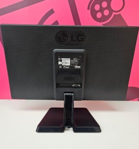 8-8-78484-1-Monitor LED LG 20EN33 2