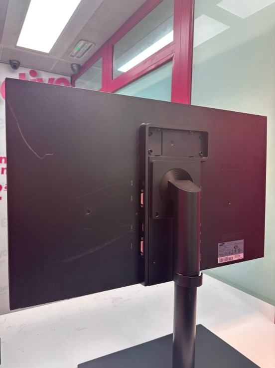 9-9-68505-2-Monitor LED Samsung Ls27a850 60Hz