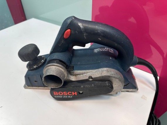 9-9-67740-1-Cepillo Eléctrico Bosch Gho 26-82
