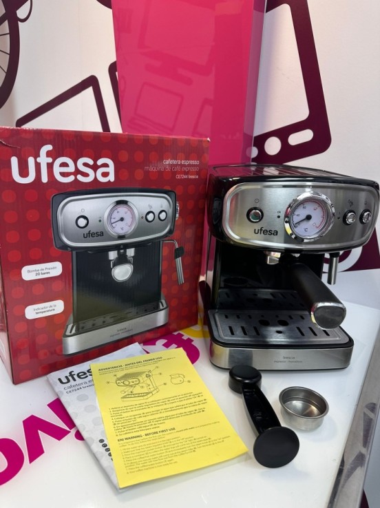 9-9-74309-1-Cafetera Espresso Ufesa Brescia Ce7244 1.5 L