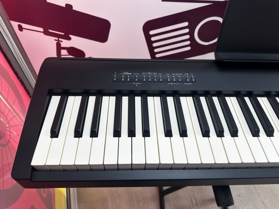 9-9-76933-3-Piano Roland Fp-30x