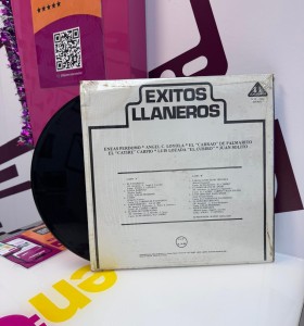 9-9-74928-1-Vinilo Exitos Llaneros  2