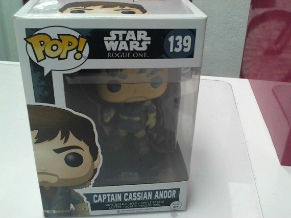 9-9-46249-1-Accesorio Funko Captain Cassian andor 139