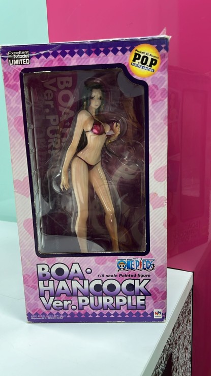 9-9-60701-1-Figura Acción Boa Hancoock Ver Puple