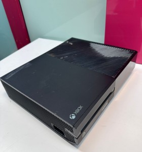 9-9-68991-1-Consola Xbox One Negra 500gb (sin mando)