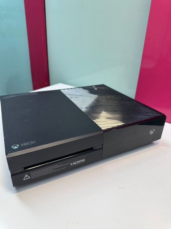 9-9-68991-3-Consola Xbox One Negra 500gb (sin mando)