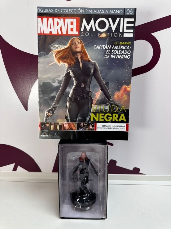 9-9-71545-1-Figura acción Marvel Viuda Negra
