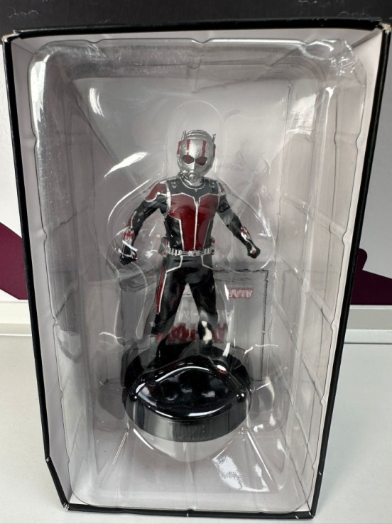 9-9-71548-2-Figura acción Marvel Ant-Man