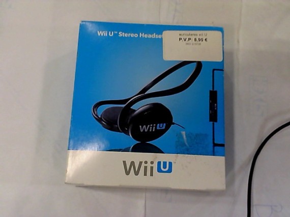 9-2-16728-1-auriculares wii U