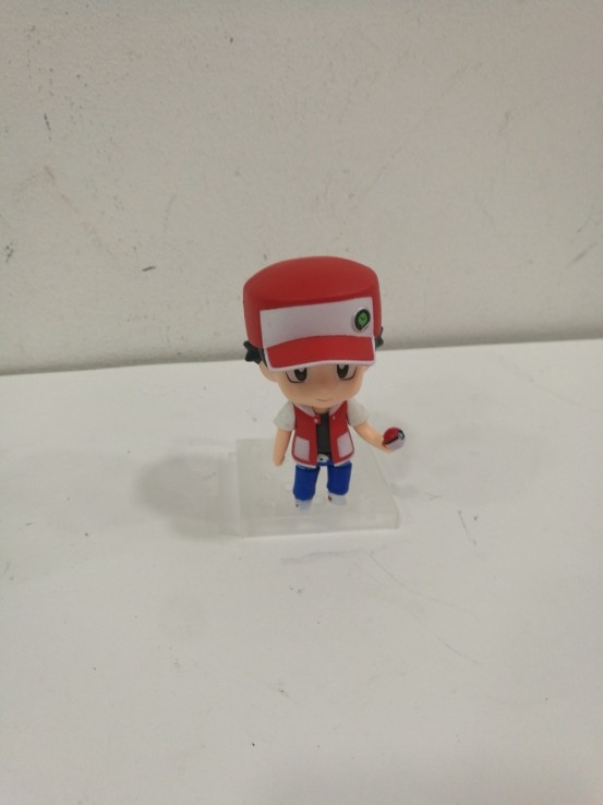 9-2-90286-1-FIGURA POKEMON ROJO NENDEROY