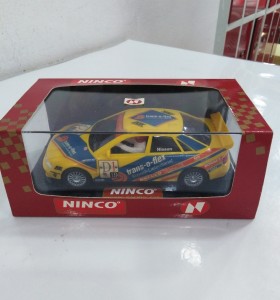 9-2-108881-1-NINCO 50138 AUDI A4