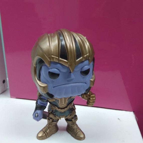 9-9-48733-1-Figura acción funko thanos
